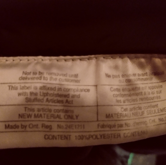 here is a VINTAGE 1990's ADIDAS WINTER COAT!!! Tag says LARGE, fits like  MEDIUM - Picture 5 of 6